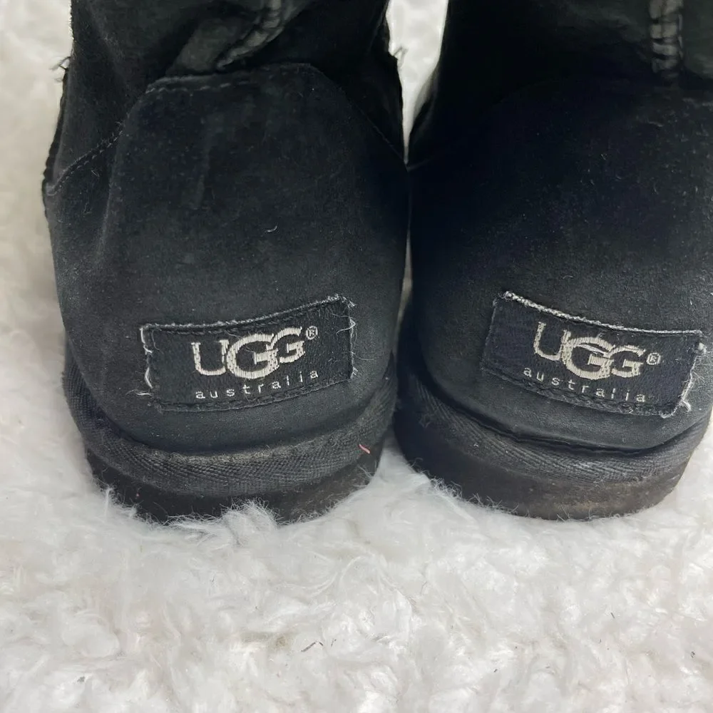UGG Australia leather  black classic tall boots sheepskin shearling lining SZ9